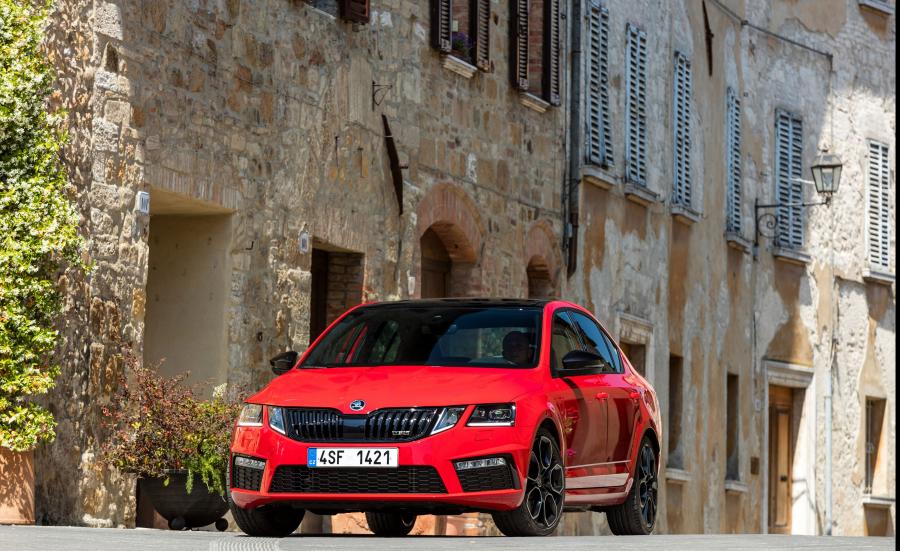  Skoda Octavia RS 245 (5E) 2017 года  (WW) (фото 14 из 50)